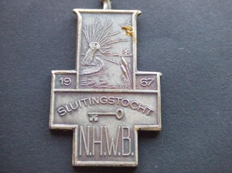 N.H.W.B.(Noord-Hollandse Wandelbond) Sluitingstocht 1967 ( wilg aan het water met molen)